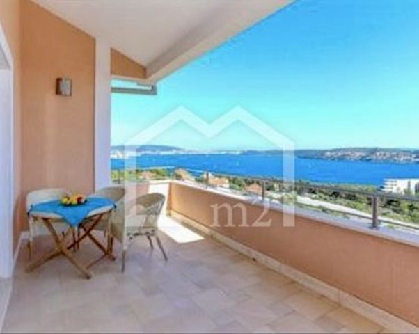 Appartement à vendre 170 m² – Seget Donji