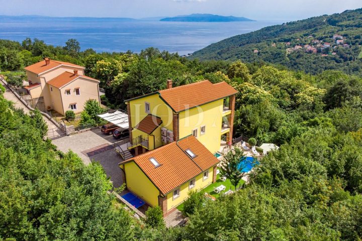 House for sale 549 m² – Pobri
