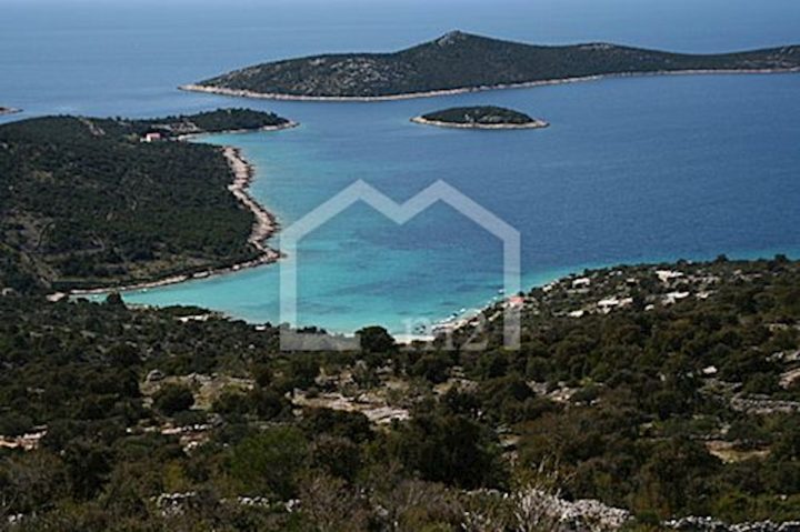 Parcela na predaj 2379 m² – Vinišće