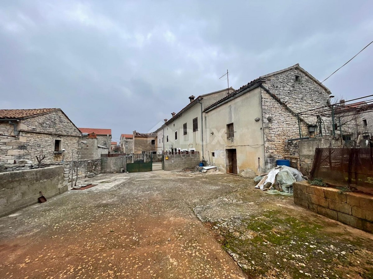 Haus Zu verkaufen - ISTARSKA  SVETVINČENAT 