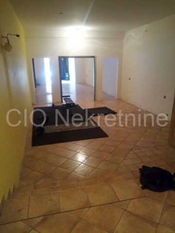 Lokal użytkowy Do wynajęcia - Splitsko-dalmatinska Split - foto 2/7