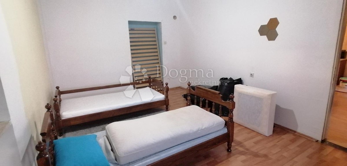 Flat For sale - PRIMORSKO-GORANSKA  KASTAV 