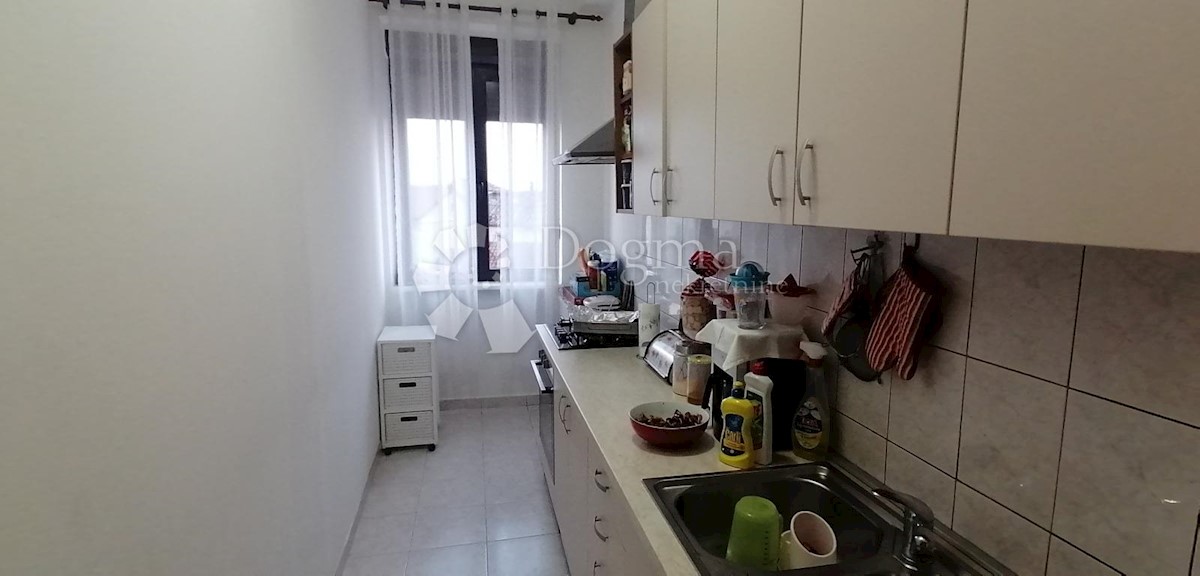 Flat For sale - PRIMORSKO-GORANSKA  KASTAV 