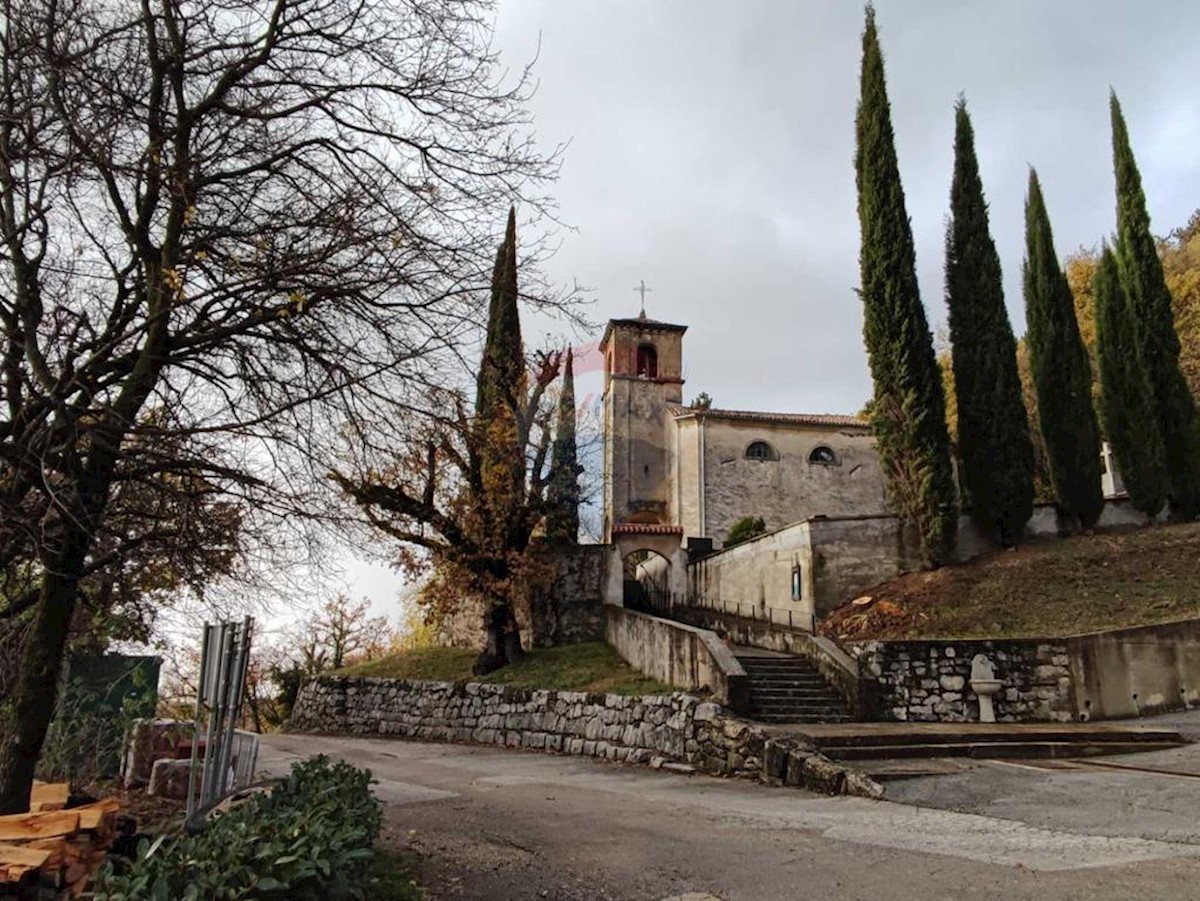 Kuća Na prodaju - ISTARSKA  LUPOGLAV 