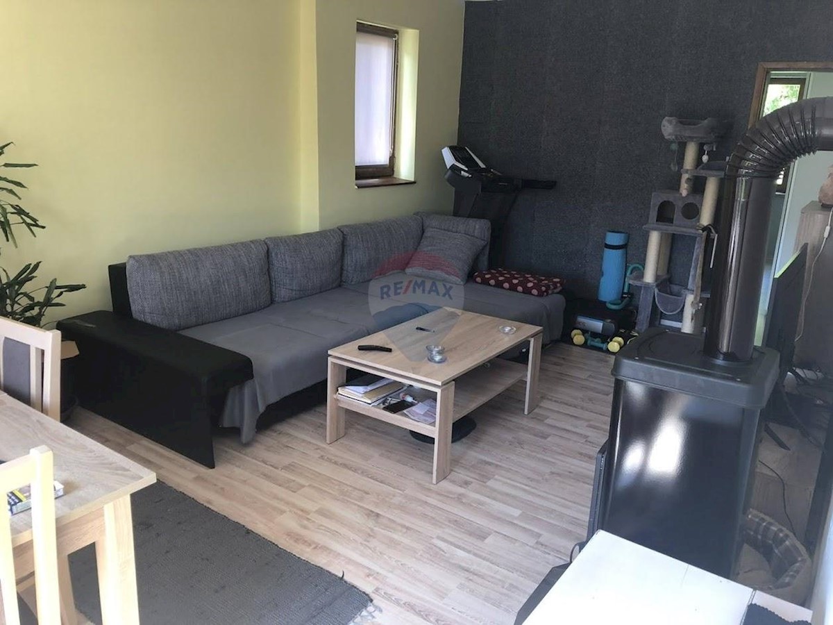 Apartment Zu verkaufen - PRIMORSKO-GORANSKA  ČABAR 