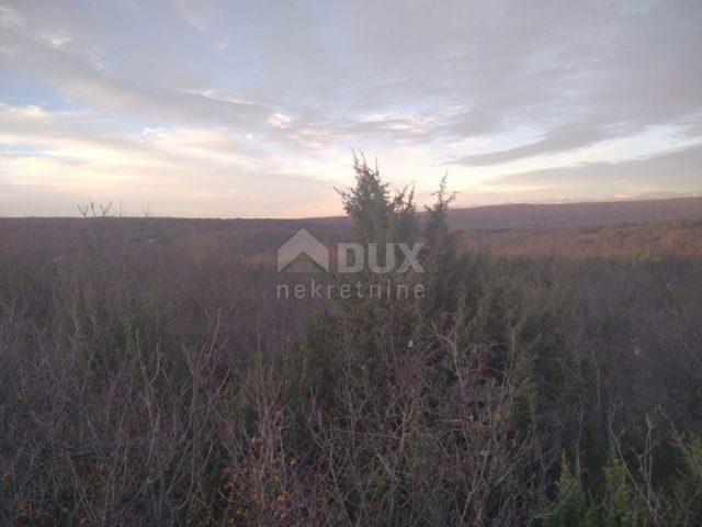 Land for sale 5674 m² – Krk