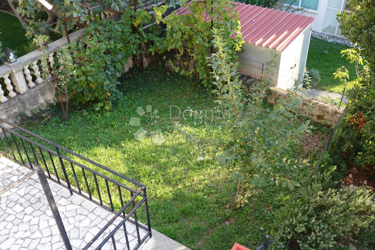 Flat For sale - PRIMORSKO-GORANSKA  CRIKVENICA 