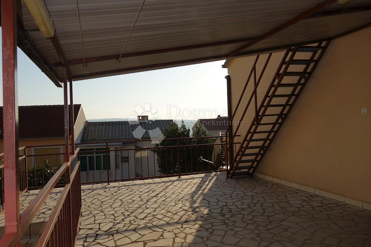 Flat For sale - PRIMORSKO-GORANSKA  CRIKVENICA 