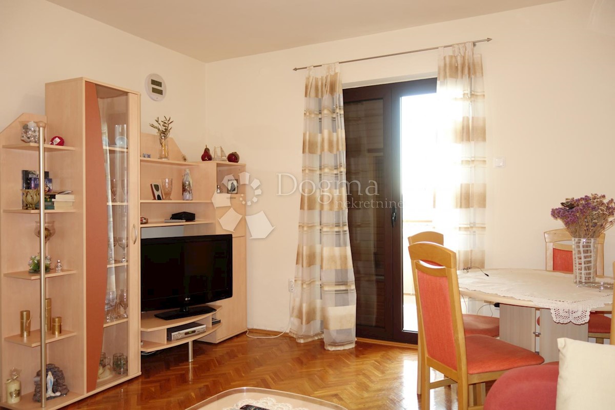 Flat For sale - PRIMORSKO-GORANSKA  CRIKVENICA 