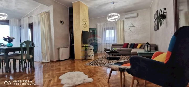 Appartamento da affittare 130 m² – Ičići