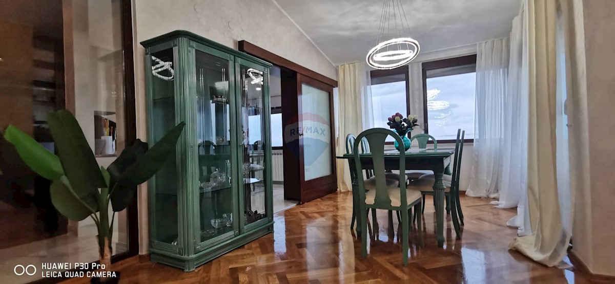 Flat For rent - PRIMORSKO-GORANSKA  OPATIJA 