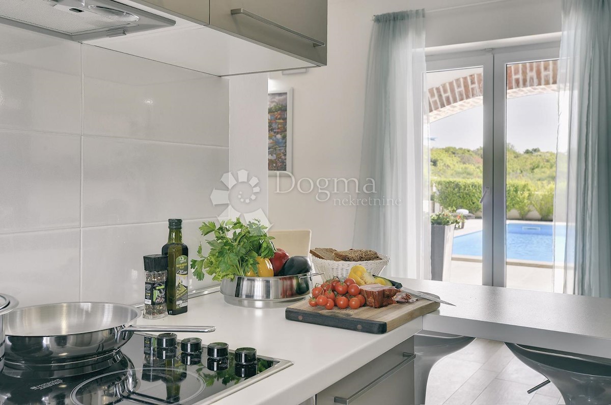House For sale - ISTARSKA  MEDULIN 