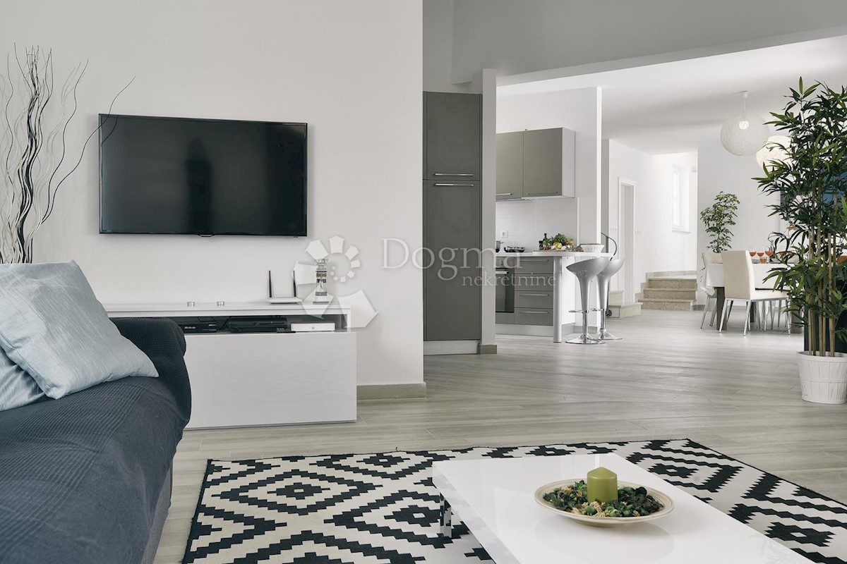 House For sale - ISTARSKA  MEDULIN 