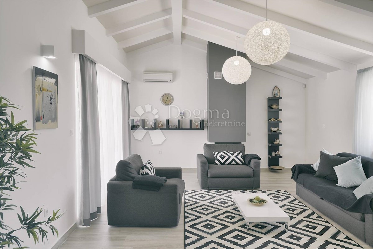 House For sale - ISTARSKA  MEDULIN 