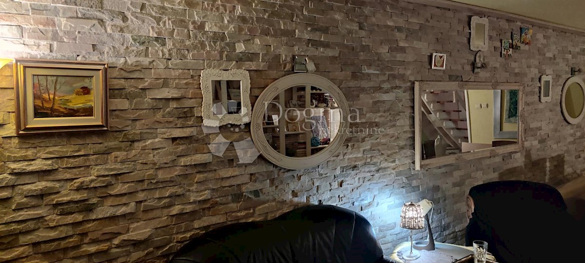 Kuća Na prodaju - ZAGREBAČKA  VELIKA GORICA 
