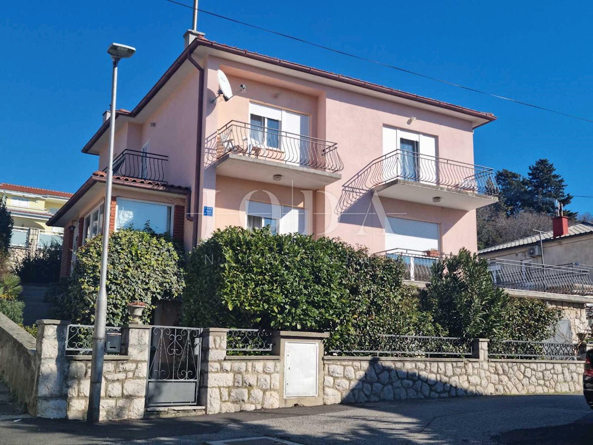 House For sale - Primorsko-goranska Novi Vinodolski - foto 1/26