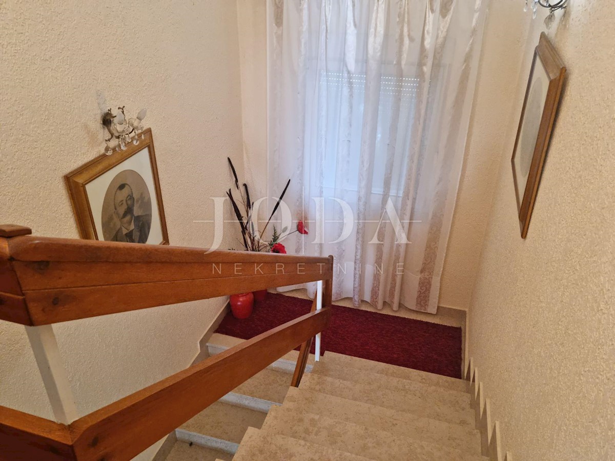House For sale - PRIMORSKO-GORANSKA  NOVI VINODOLSKI 