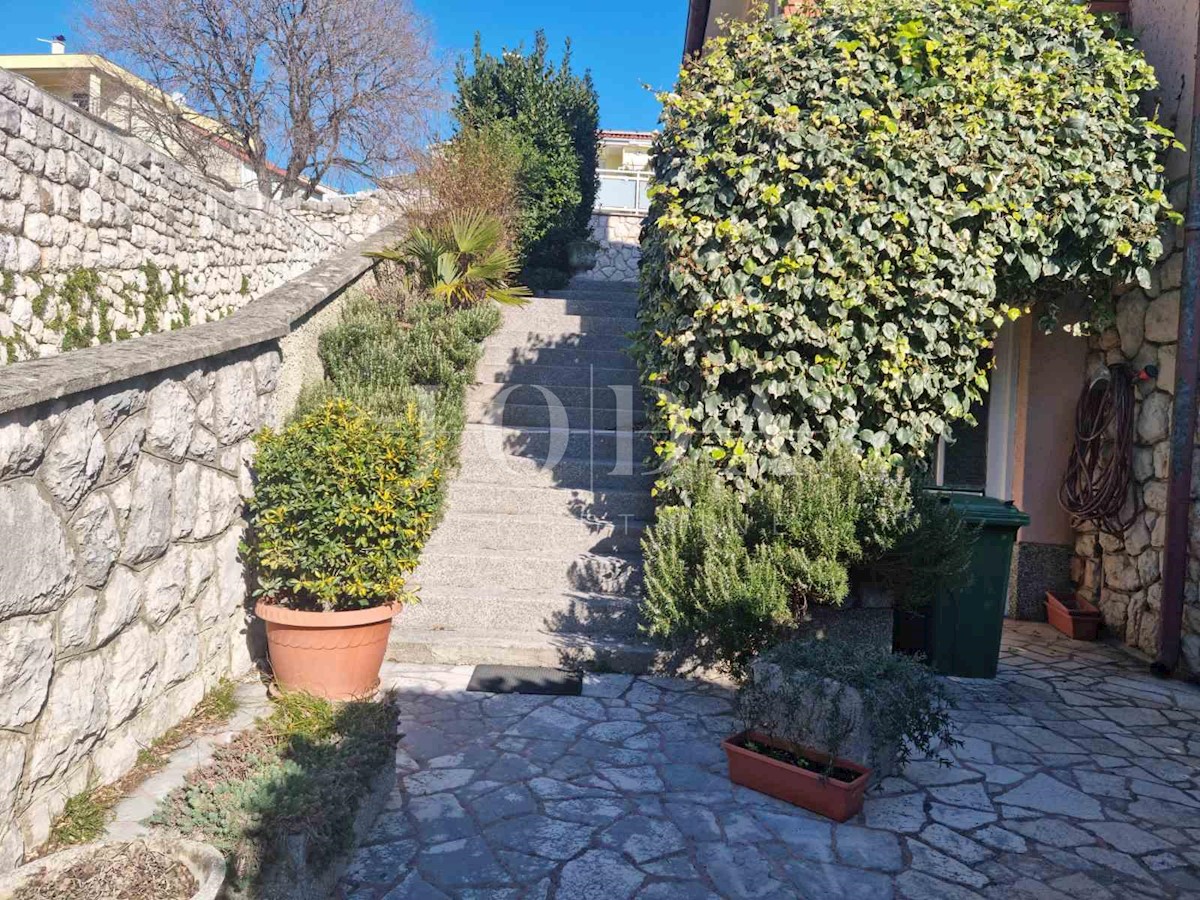 House For sale - PRIMORSKO-GORANSKA  NOVI VINODOLSKI 