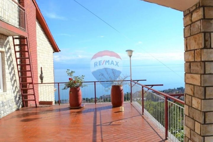 Casa in vendita 280 m² – Lovran