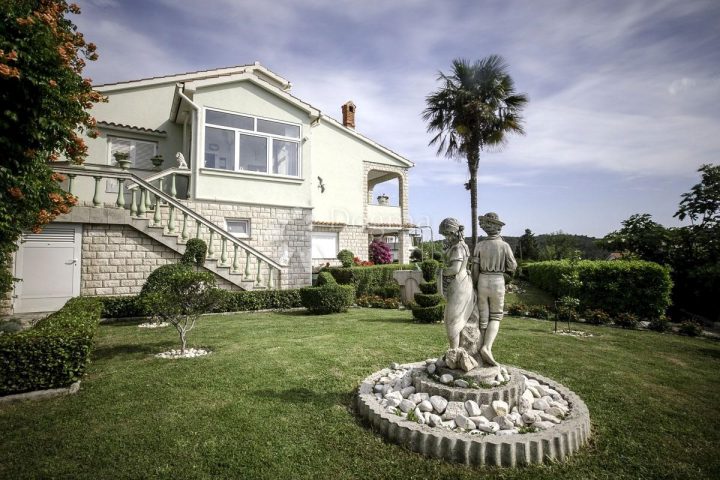 Hiša na predaj 253 m² – Kampor