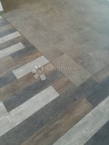 Poslovni prostor Za najam - Primorsko-goranska Viškovo - foto 4/15