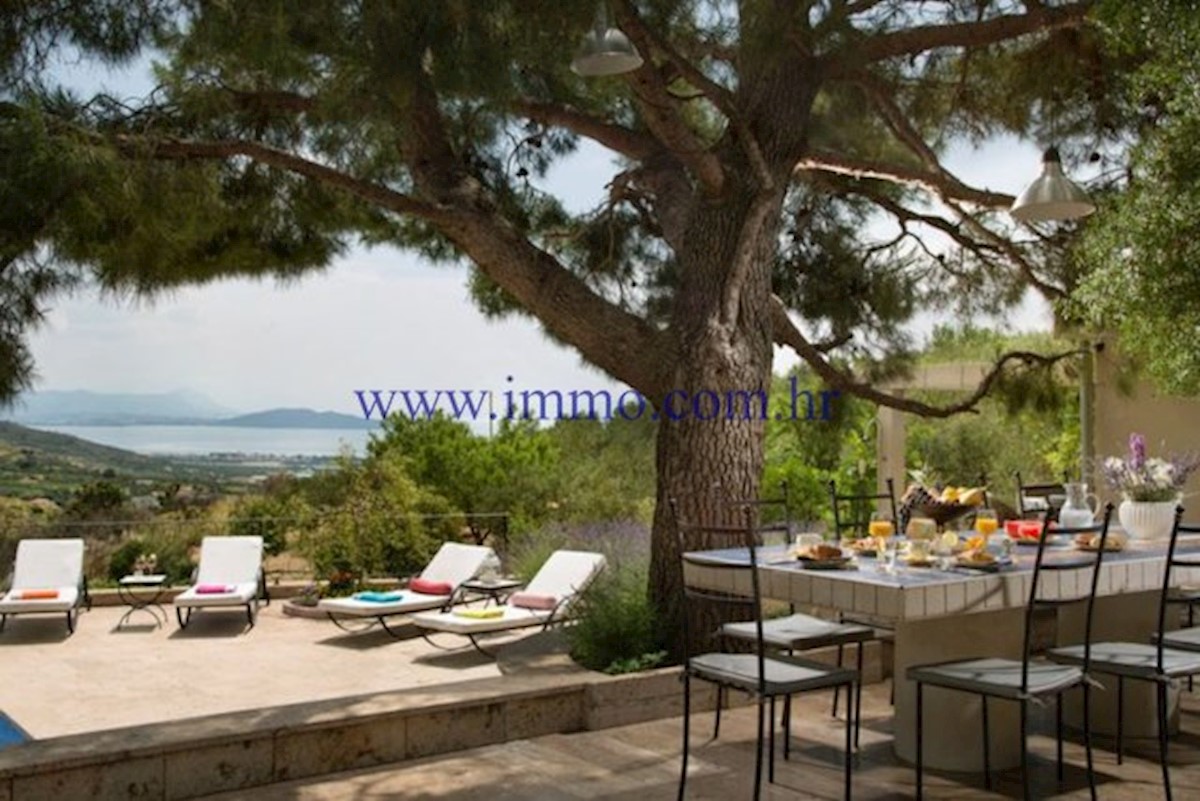 House For sale - SPLITSKO-DALMATINSKA TROGIR