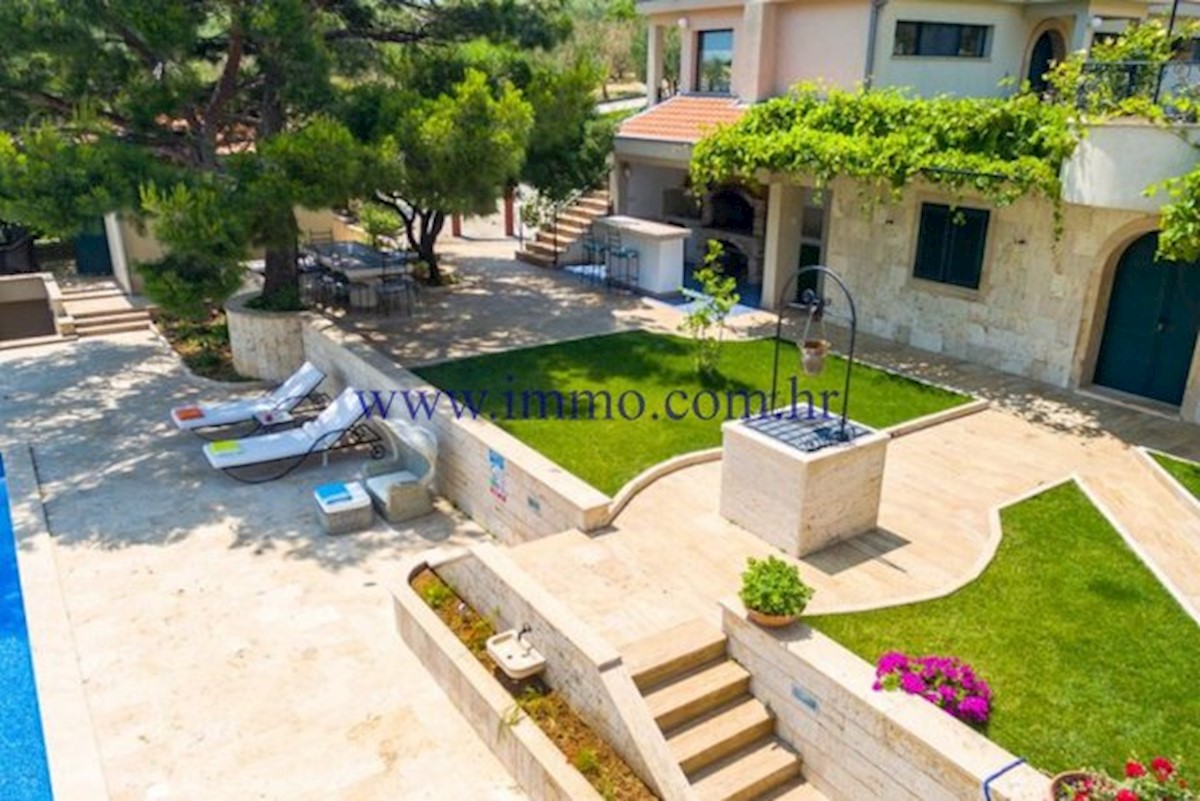 Casa In vendita - SPLITSKO-DALMATINSKA TROGIR