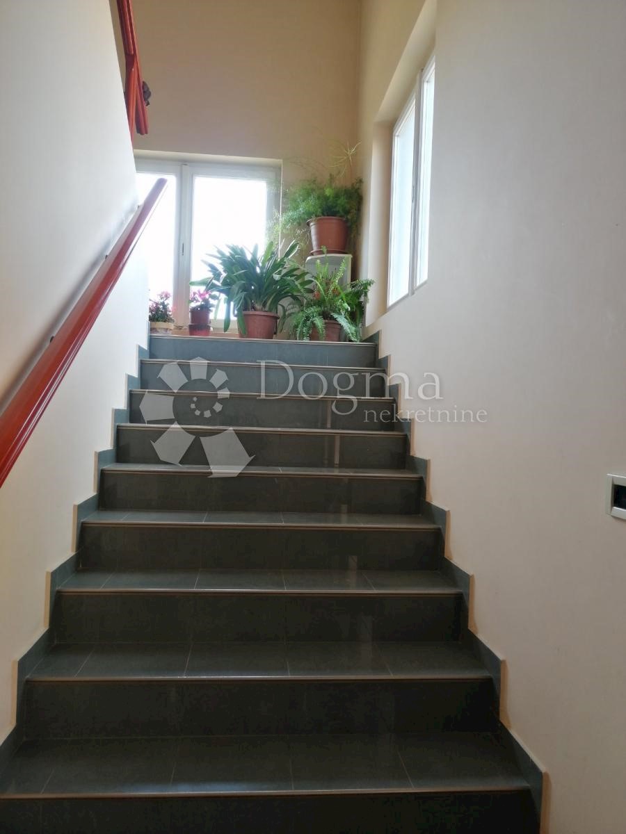 Casa In vendita - PRIMORSKO-GORANSKA  VIŠKOVO 