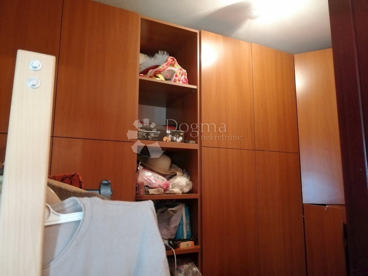 Casa In vendita - PRIMORSKO-GORANSKA  VIŠKOVO 