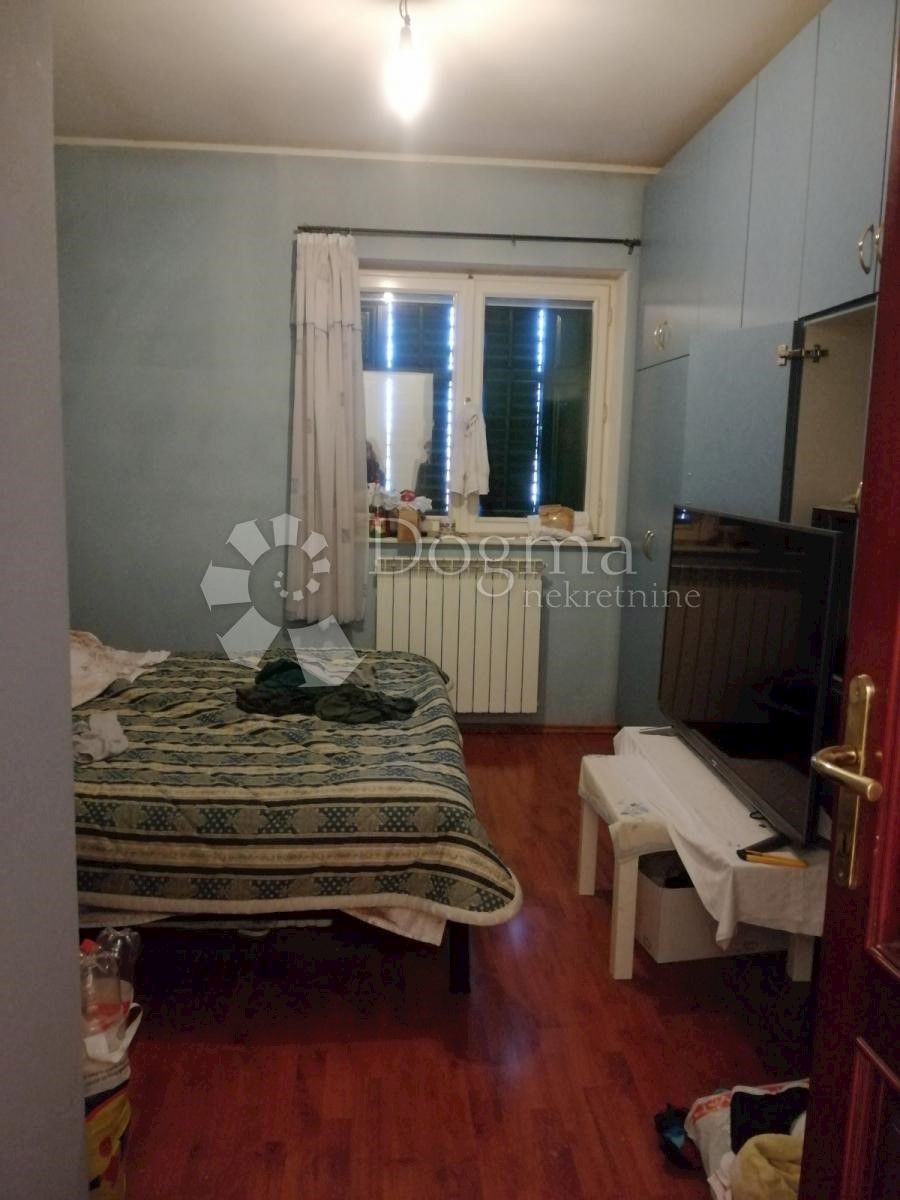 Casa In vendita - PRIMORSKO-GORANSKA  VIŠKOVO 