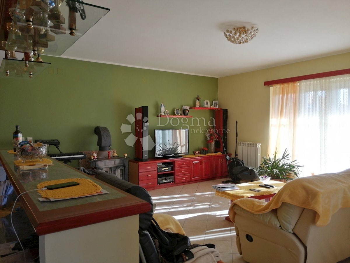 Casa In vendita - PRIMORSKO-GORANSKA  VIŠKOVO 