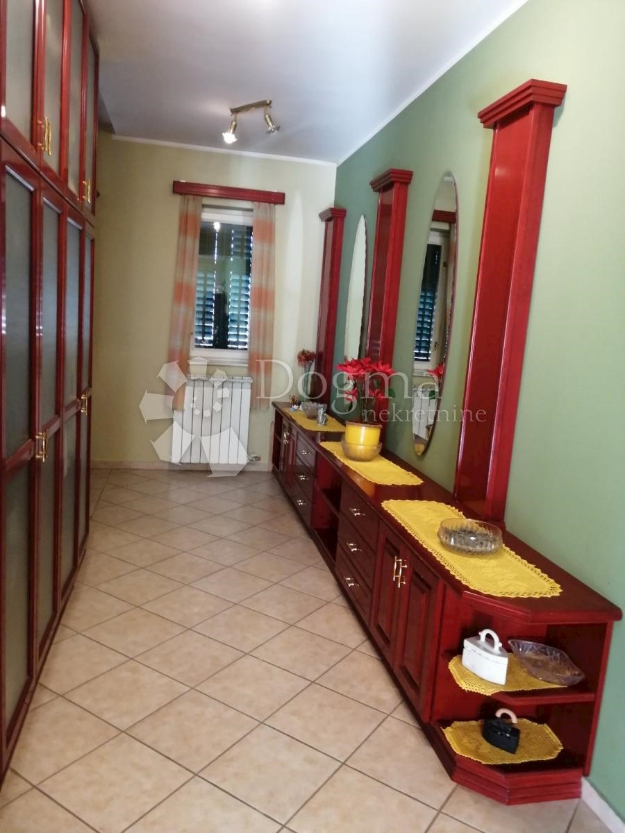 Casa In vendita - PRIMORSKO-GORANSKA  VIŠKOVO 