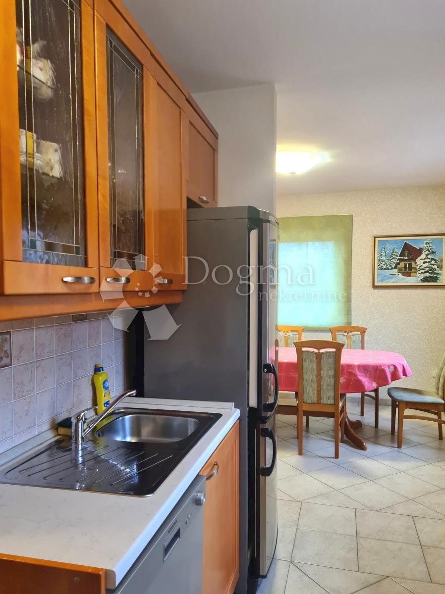 Flat For rent - PRIMORSKO-GORANSKA  KOSTRENA 