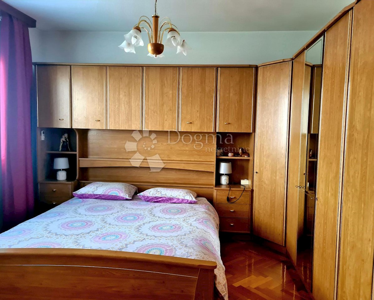 Flat For rent - PRIMORSKO-GORANSKA  KOSTRENA 