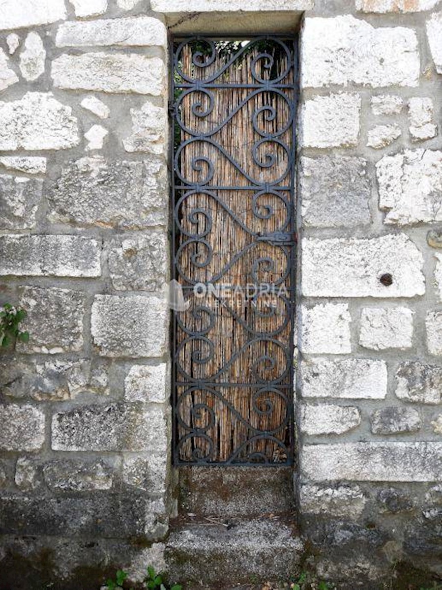 Haus Zu verkaufen - PRIMORSKO-GORANSKA  VINODOLSKA OPĆINA 