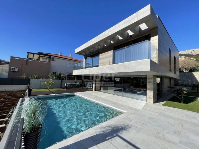 Casa in vendita 280 m² – Baška
