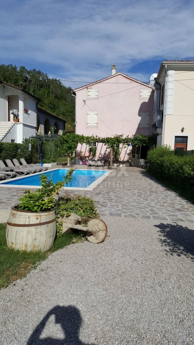 House For sale - ISTARSKA  OPRTALJ 