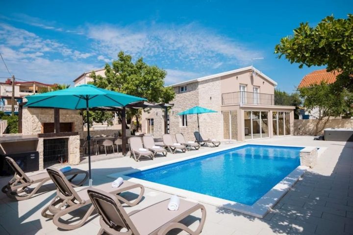 Casa in vendita 280 m² – Vir