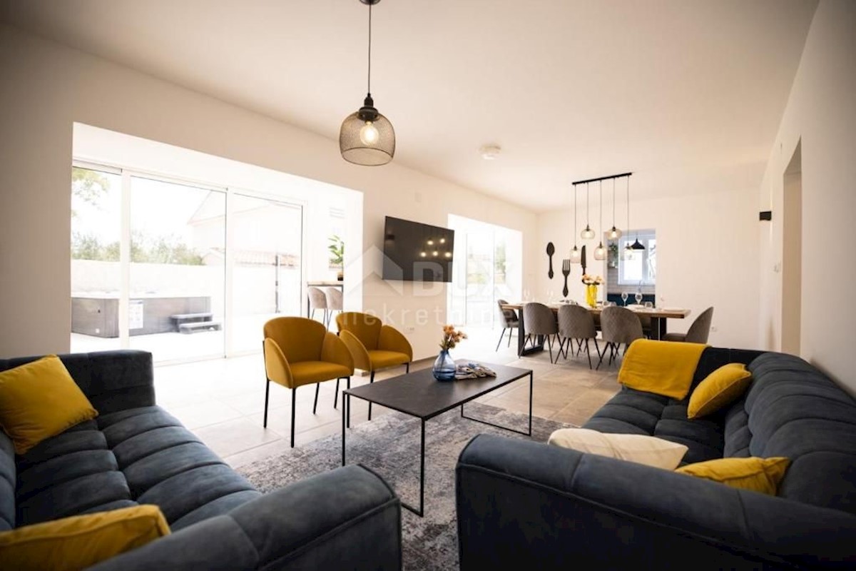 House For sale - ZADARSKA  VIR 