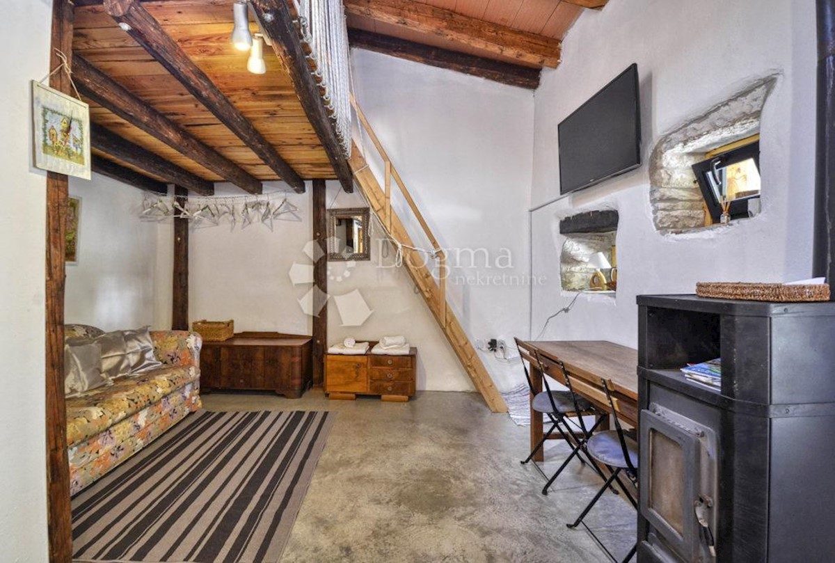 Casa In vendita - ISTARSKA  SVETVINČENAT 