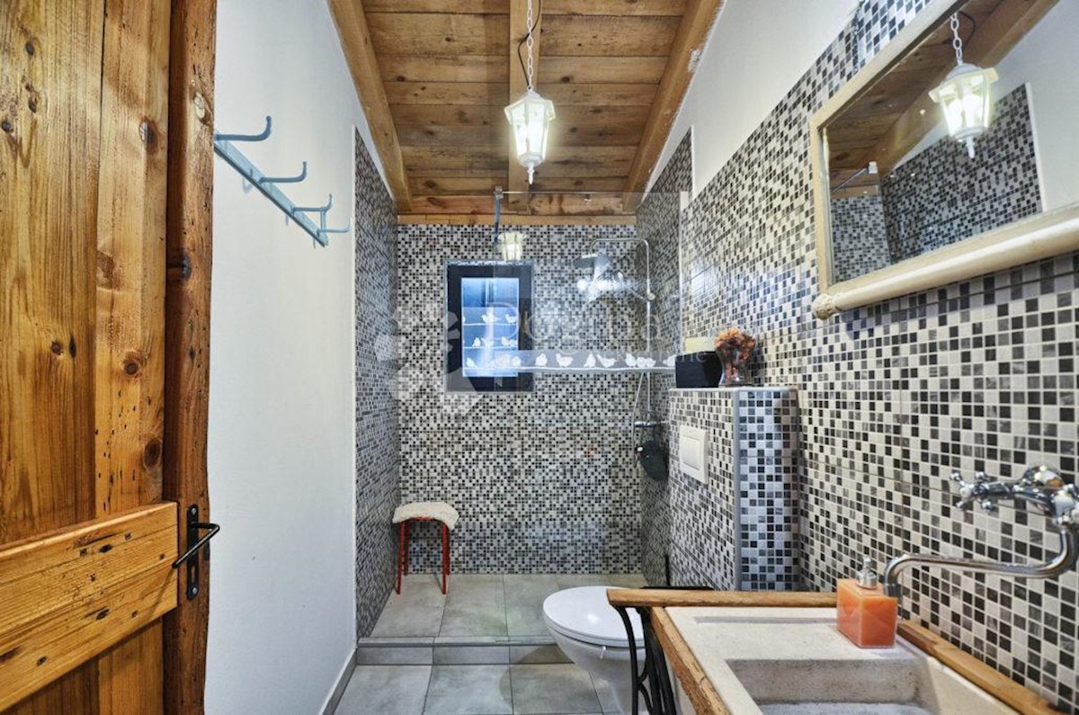 Casa In vendita - ISTARSKA  SVETVINČENAT 