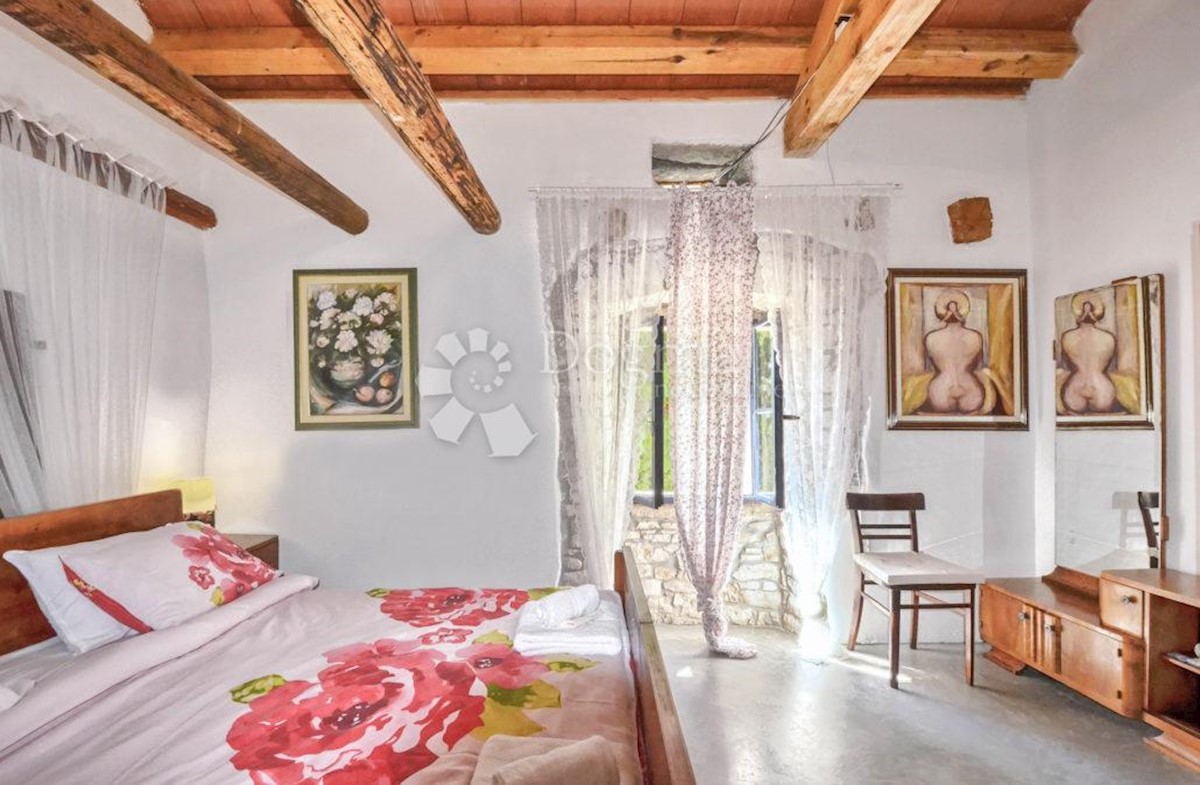 Casa In vendita - ISTARSKA  SVETVINČENAT 