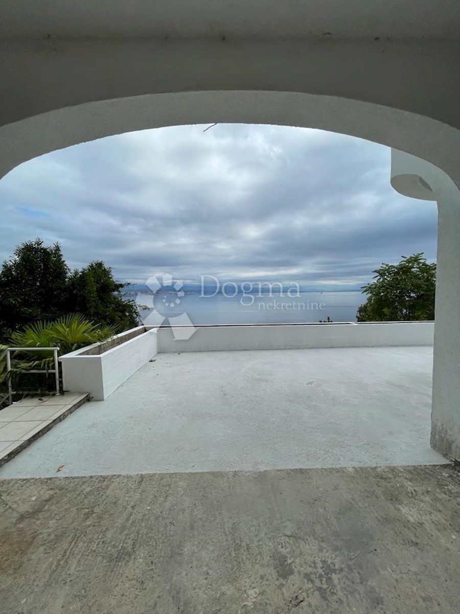 Stan Na prodaju - PRIMORSKO-GORANSKA  OPATIJA 