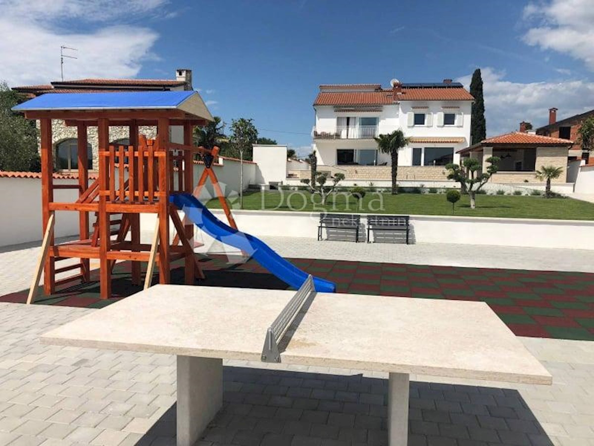 Kuća Na prodaju - Istarska Poreč - foto 1/8