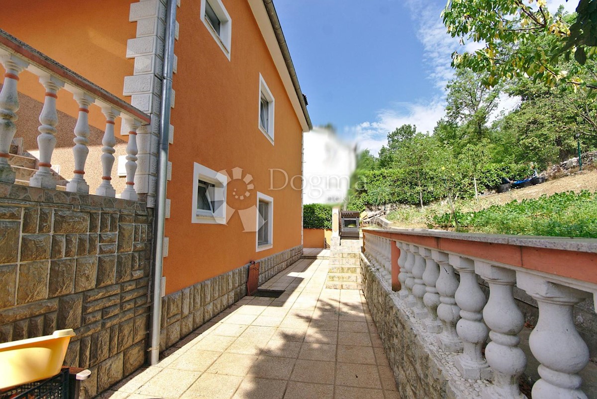 Haus Zu verkaufen - PRIMORSKO-GORANSKA  KASTAV 