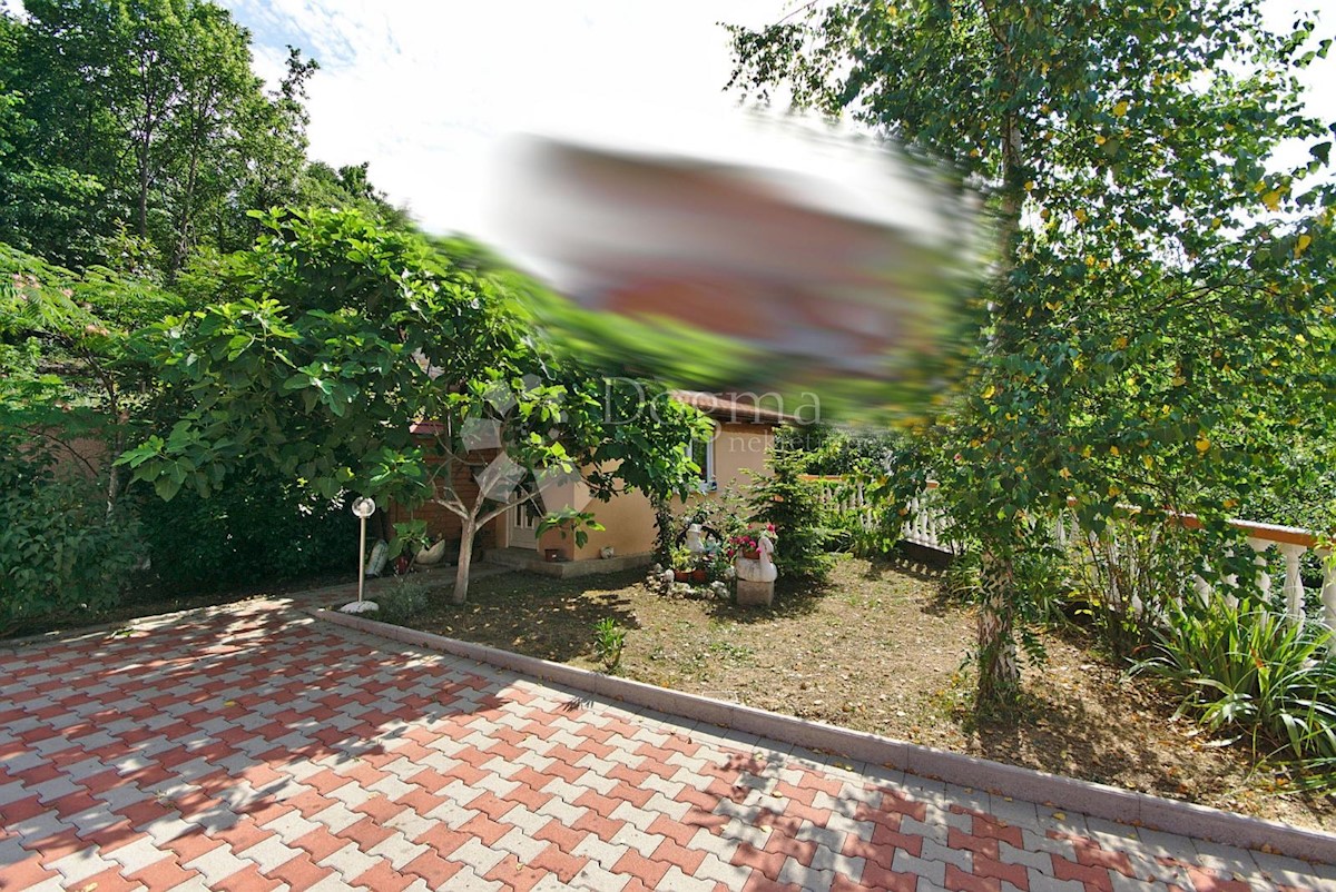 Haus Zu verkaufen - PRIMORSKO-GORANSKA  KASTAV 