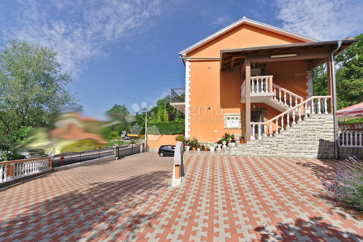 Haus Zu verkaufen - PRIMORSKO-GORANSKA  KASTAV 