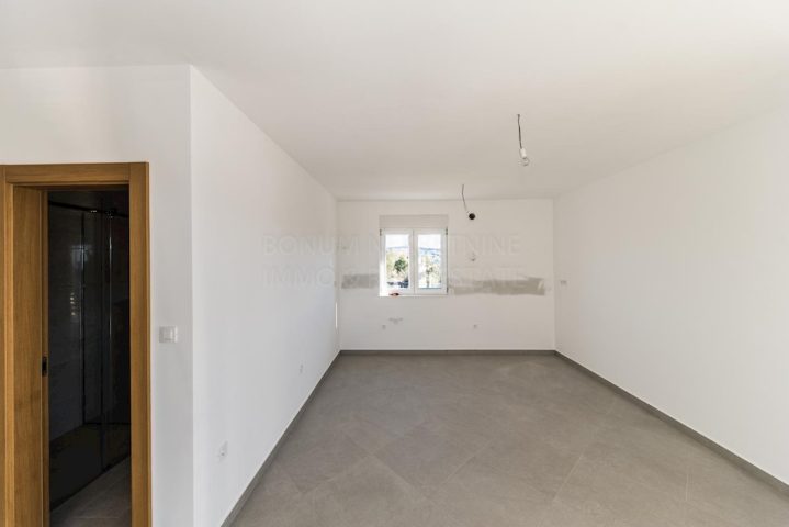 Apartma Naprodaj - šibensko-kninska Primošten - foto 4/10