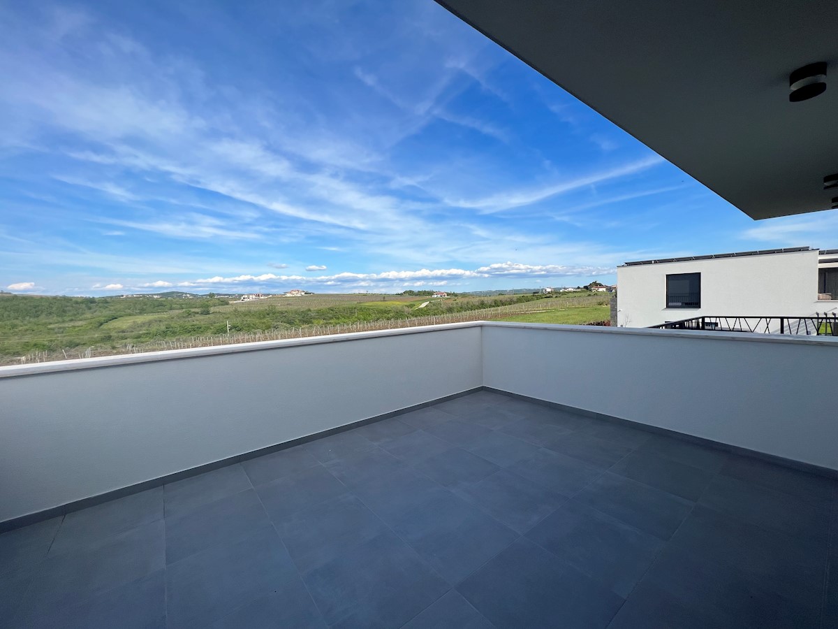 House For sale - ISTARSKA NOVIGRAD