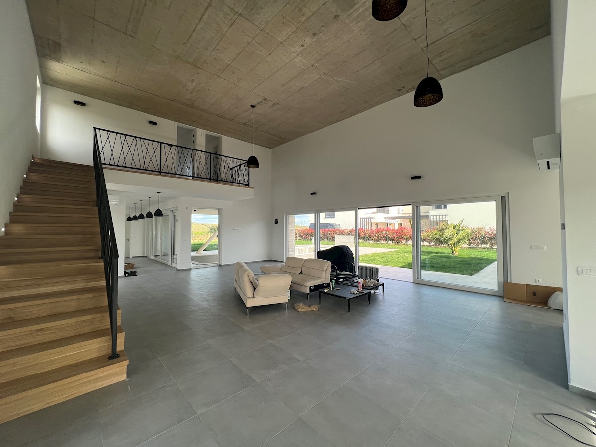 House For sale - ISTARSKA NOVIGRAD